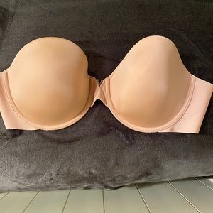 Victoria’s Secret Strapless Bra